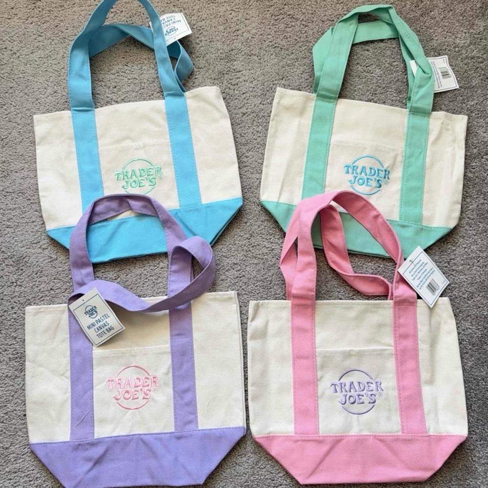 Trader Joe’s Limited Edition Mini Pastel Tote Bag Set of 4 Purple,Pink,Blue,Gree